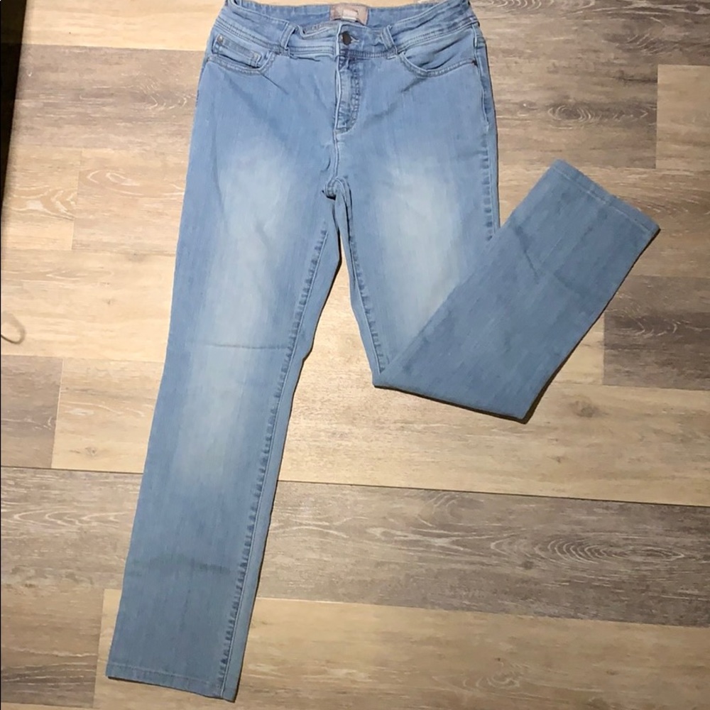 Chico’s fabulously slimming jeans!